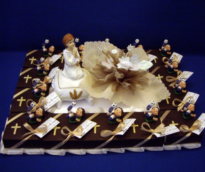 ../Images/plateau foot communion 16 5 2010.jpg